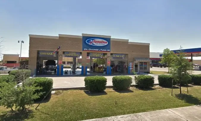 SpeeDee Oil Change Franchise