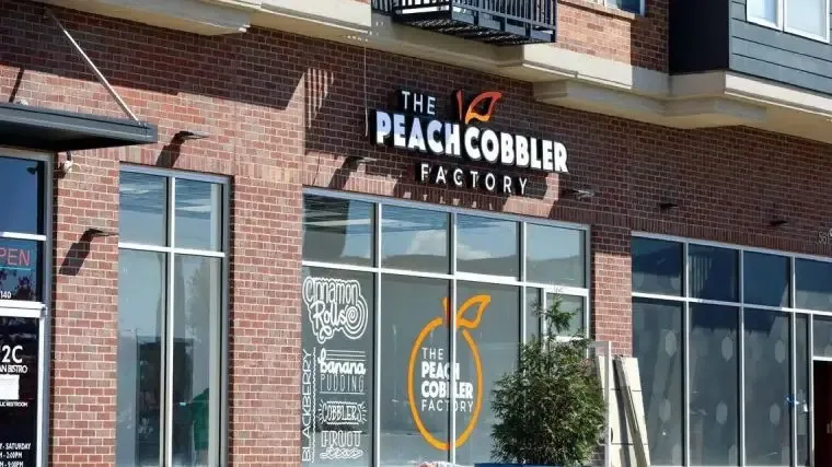 The Peach Cobbler Factory Franchise